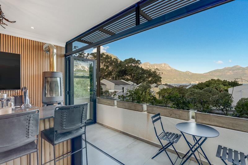 To Let 4 Bedroom Property for Rent in Northshore Western Cape